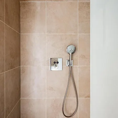 Sea Soon - Met Toplocatie Op De Zeedijk Met 2 Slaapkamers * Middelkerke