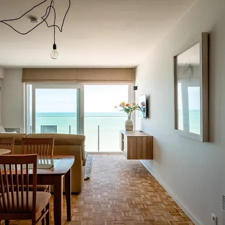 Sea Soon - Met Toplocatie Op De Zeedijk Met 2 Slaapkamers Apartmán