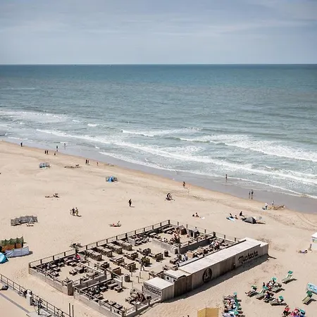 Sea Soon - Met Toplocatie Op De Zeedijk Met 2 Slaapkamers Appartement Middelkerke