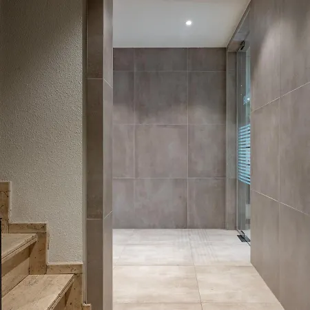 Sea Soon - Met Toplocatie Op De Zeedijk Met 2 Slaapkamers * Middelkerke