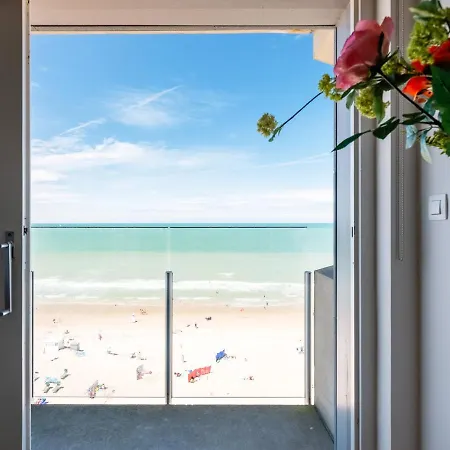 Apartment Sea Soon - Met Toplocatie Op De Zeedijk Met 2 Slaapkamers Middelkerke